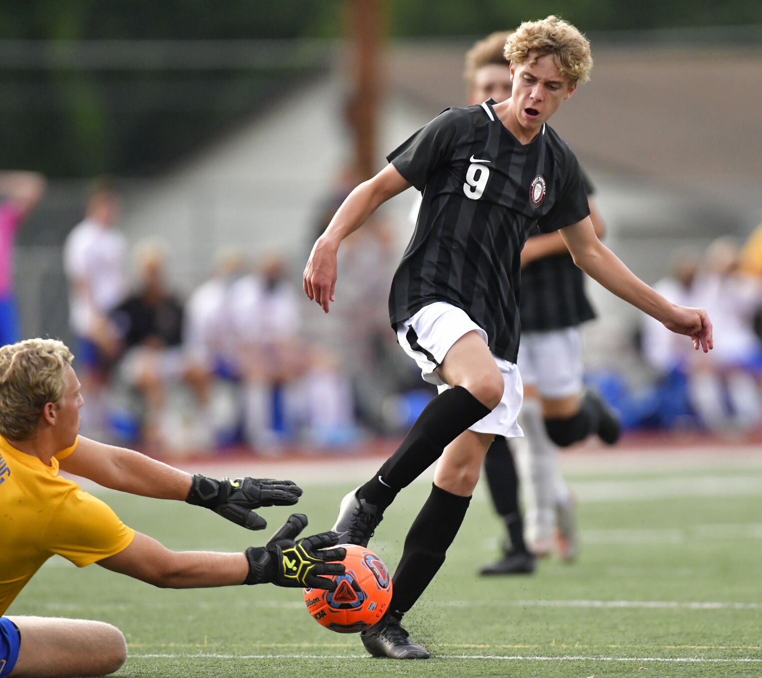 Francis Howell at Fort Zumwalt South boys soccer